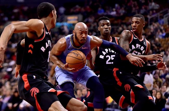 Danny Green leads Toronto past Memphis for ninth straight home victory | iNFOnews.ca