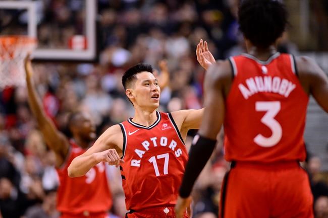 Jeremy Lin does his homework before making successful Raptors debut | iNFOnews.ca