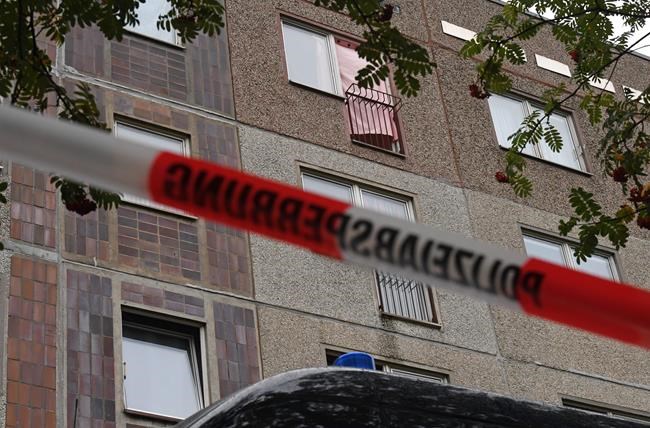 Germany: Syrians who tied up bomb suspect hailed as heroes | iNFOnews.ca Germany: Syrians who tied up bomb suspect hailed as heroes | iNFOnews.ca