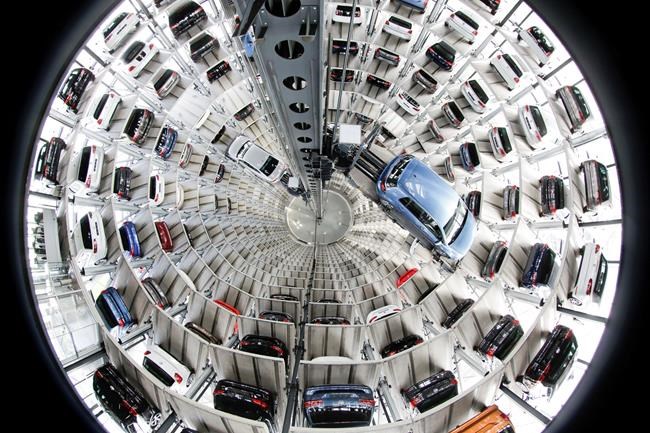 Volkswagen to shed 30,000 jobs to cut costs after scandal | iNFOnews.ca Volkswagen to shed 30,000 jobs to cut costs after scandal | iNFOnews.ca