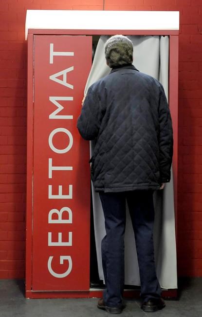 German airport offers prayer booth in 65 languages | iNFOnews.ca German airport offers prayer booth in 65 languages | iNFOnews.ca