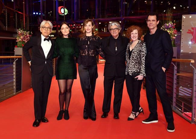 Adina Pintilie's "Touch Me Not" wins Berlin's Golden Bear | iNFOnews.ca