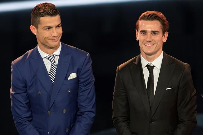 Cristiano Ronaldo wins FIFA best player award for 4th time | iNFOnews.ca