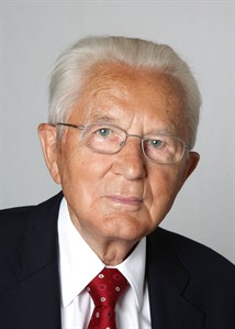 Karl Albrecht, reclusive billionaire who co-founded German supermarket chain Aldi, dead at 94 | iNFOnews.ca Karl Albrecht, reclusive billionaire who co-founded German supermarket chain Aldi, dead at 94 | iNFOnews.ca