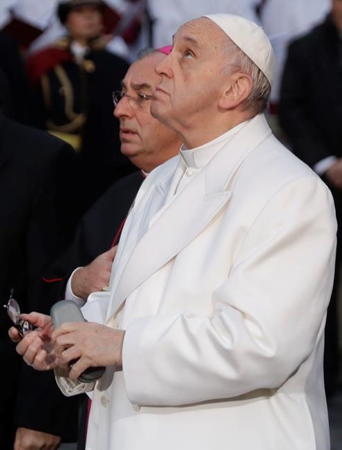 Pope: Let's defeat indifference and fear of foreigners | iNFOnews.ca Pope: Let's defeat indifference and fear of foreigners | iNFOnews.ca