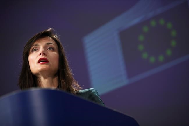 EU urges internet giants to work harder fighting fake news | iNFOnews.ca