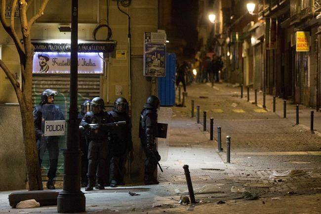 Street clashes erupt in Madrid after street vendor's death | iNFOnews.ca