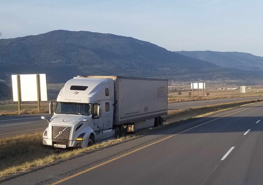 iN PHOTOS: 10 goofy things spotted in traffic in Kamloops, Okanagan | iNwheels iN PHOTOS: 10 goofy things spotted in traffic in Kamloops, Okanagan | iNwheels