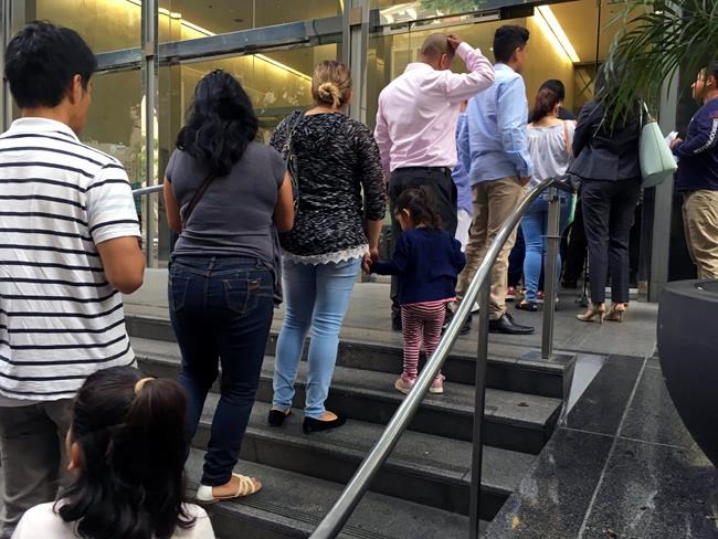 Judges thrust into debate over Trump's immigration policies | iNFOnews.ca