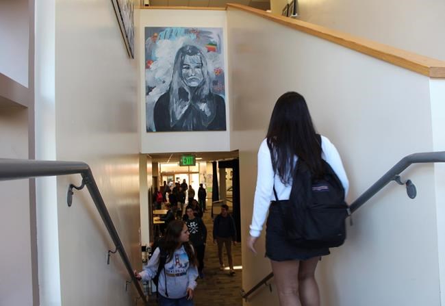 James Franco's high school removes his art after allegations | iNFOnews.ca CP1613913638