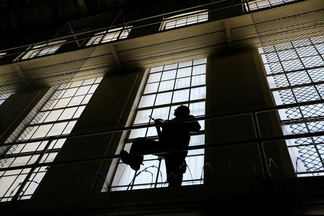 California gives lifeline to death penalty, approves reform | iNFOnews.ca
