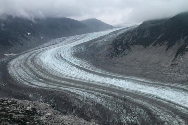 The Latest: Feds say plane presumably crashed in Alaska lake | iNFOnews.ca The Latest: Feds say plane presumably crashed in Alaska lake | iNFOnews.ca