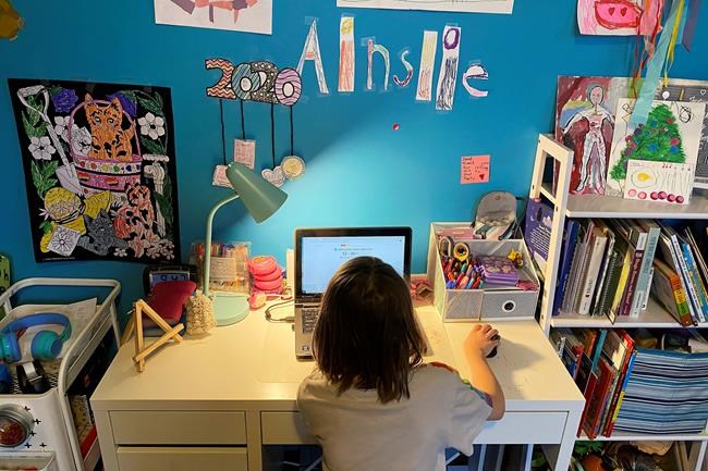 "I just can't do this." Harried parents forgo home school | iNFOnews.ca