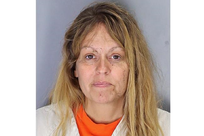 California mom charged in son's death left parole in 2014 | iNFOnews.ca CP1654805640