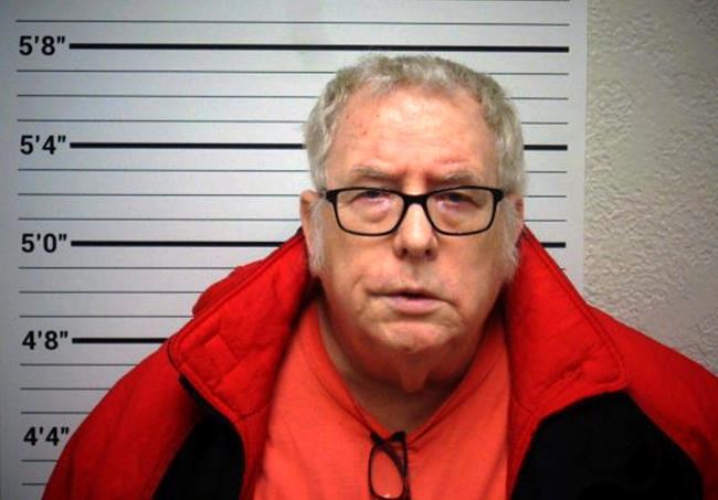 Former Montana trainer pleads guilty to having child porn | iNFOnews.ca