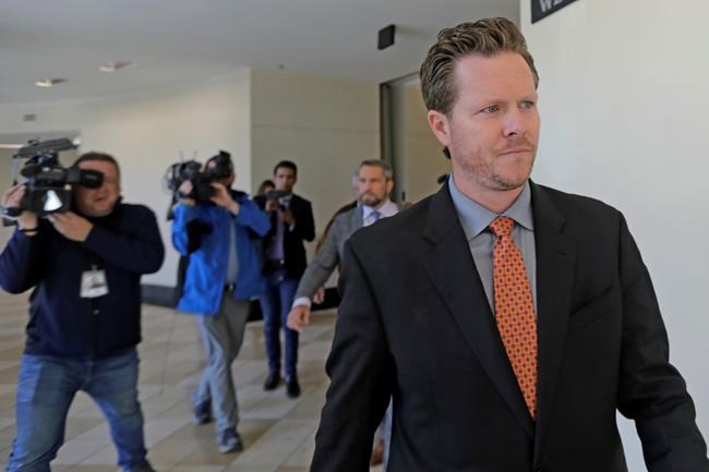 Lawyers investigate Arizona official in child smuggling case | iNFOnews.ca