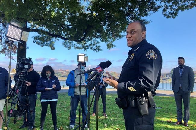 Portland, Oregon, delays vote to cut $18M more from police | iNFOnews.ca