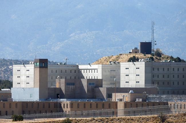 Colorado inmates' tablets taken away for security reasons | iNFOnews.ca Colorado inmates' tablets taken away for security reasons | iNFOnews.ca