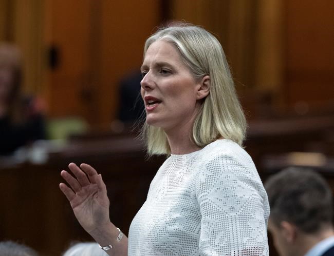 Federal carbon tax coming to Alberta in January: environment minister | iNFOnews.ca