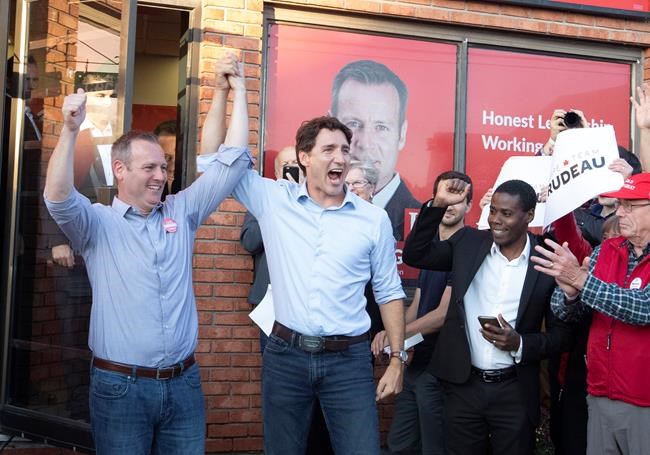 Grits, Tories start election campaign in dead heat, NDP, Greens tied: Poll | iNFOnews.ca Grits, Tories start election campaign in dead heat, NDP, Greens tied: Poll | iNFOnews.ca