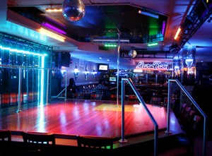Suspended senator Patrick Brazeau lands new gig at Ottawa strip joint | iNFOnews.ca CP27283678