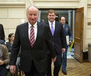 Defence chief authorized special forces air strike support in Iraq | iNFOnews.ca CP31681716