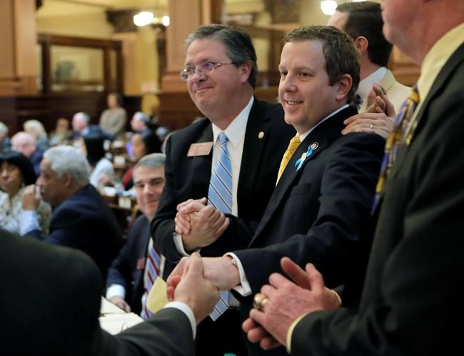 Georgia lawmakers focus on adoption code, curbing opioids | iNFOnews.ca