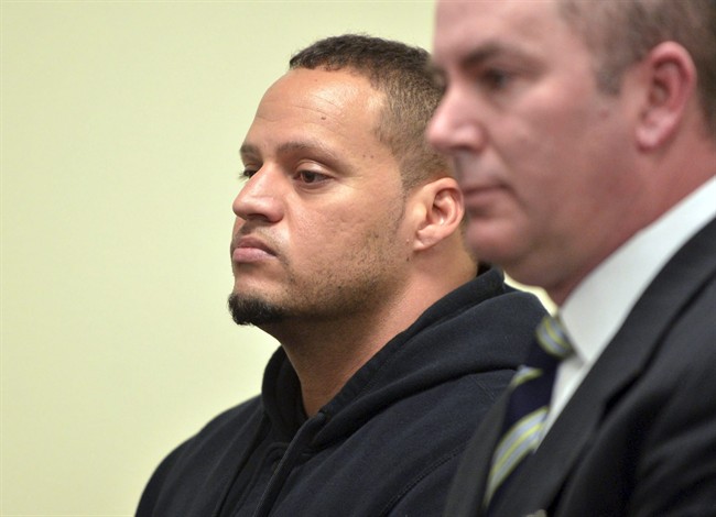 Bieber bodyguard accused of taking camera from photographer in Georgia gets 45 days in jail | iNFOnews.ca CP33590344