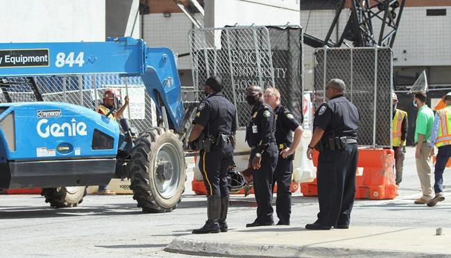 Worker falls several stories in 2nd collapse at Atlanta site | iNFOnews.ca