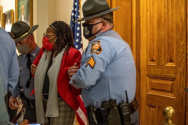 Democrats assail Georgia law, make case for voting overhaul | iNFOnews.ca