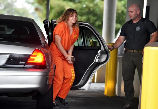 Jailed woman who leaked US secrets thanks Trump for tweet | iNFOnews.ca Jailed woman who leaked US secrets thanks Trump for tweet | iNFOnews.ca