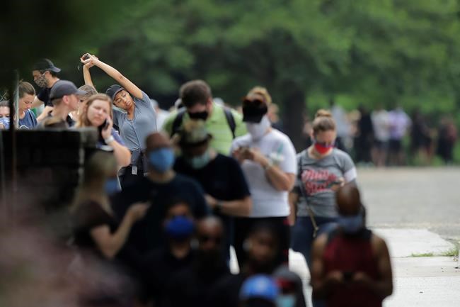 Democrats sue Georgia election officials over lines at polls | iNFOnews.ca