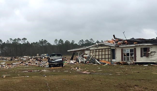 Despite tornado threat, shelters rare for mobile home parks | iNFOnews.ca
