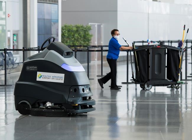 Greater Toronto Airport Authority cutting 500 positions due to drop in traffic | iNFOnews.ca