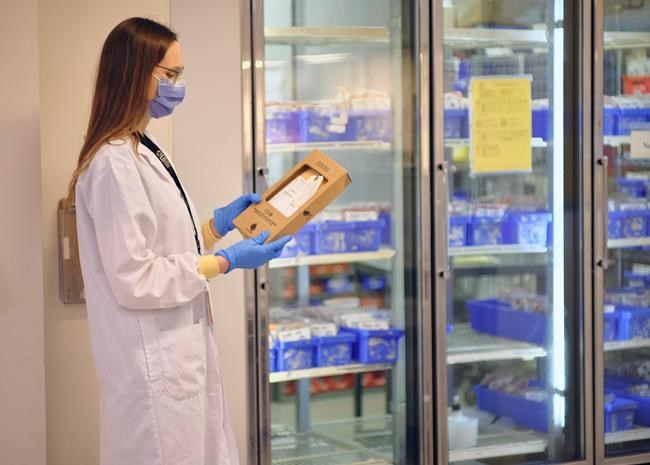 More hospitals part of plasma transfusion trial to treat COVID-19 with antibodies | iNFOnews.ca