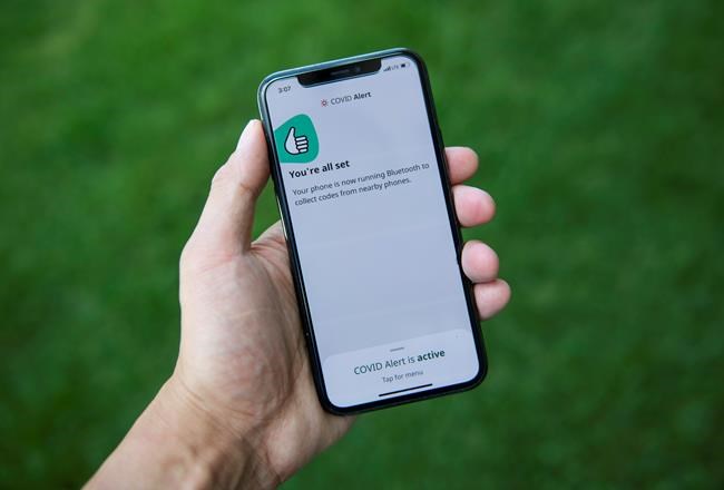 Rollout of COVID-19 Alert app faces criticism over accessibility on older phones | iNFOnews.ca