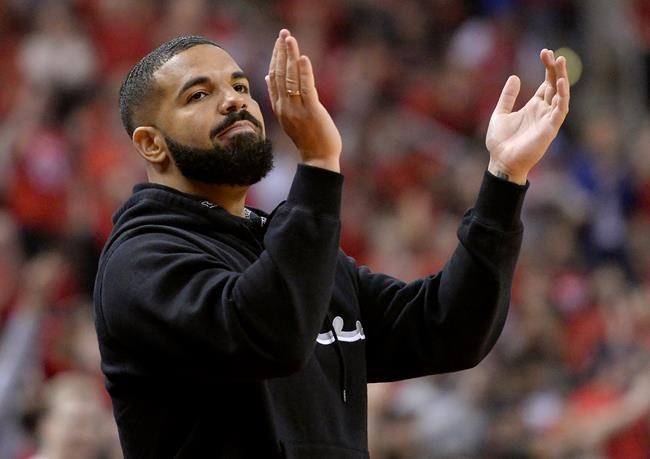 Drake sticks to his space but still rides Raptors emotional roller-coaster | iNFOnews.ca