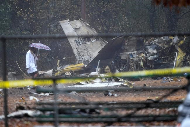 Business jet crashes onto football field, killing 4 aboard | iNFOnews.ca