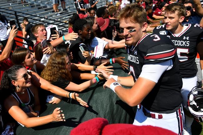 Freshman Hilinski's debut leads South Carolina to 72-10 win | iNFOnews.ca CP1979738459