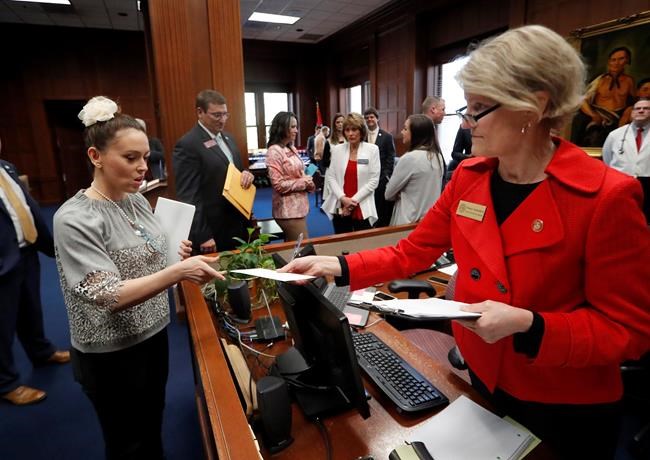 Alyssa Milano leads protest of Georgia abortion ban | iNFOnews.ca