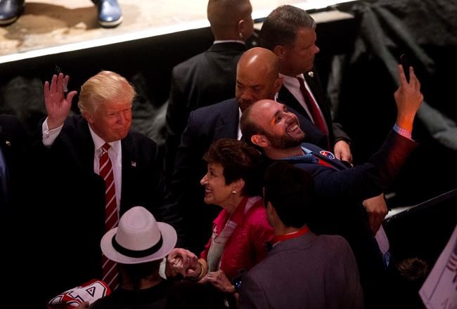 Gawker posts anti-Trump playbook; was it stolen from DNC? | iNFOnews.ca