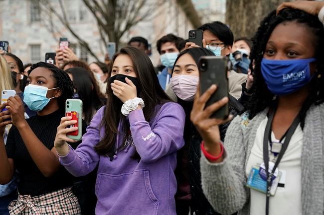 Biden, Harris offer solace, denounce racism in Atlanta visit | iNFOnews.ca