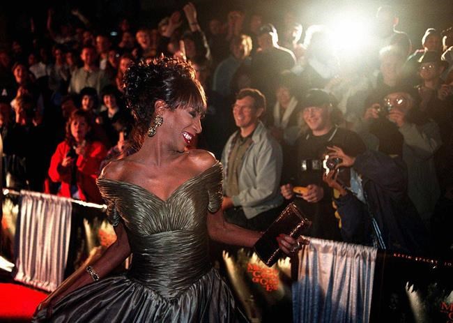 Lady Chablis, transgender 'Midnight' star, dies in Savannah | iNFOnews.ca