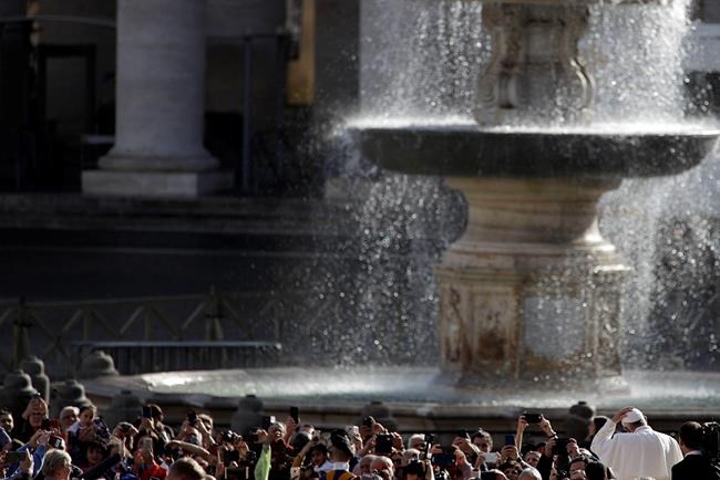 Pope denounces governments that use media to defame critics | iNFOnews.ca CP1760179033