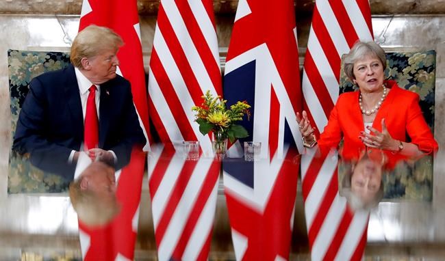 Protests, diplomatic backflips mark Trump's visit to England | iNFOnews.ca Protests, diplomatic backflips mark Trump's visit to England | iNFOnews.ca