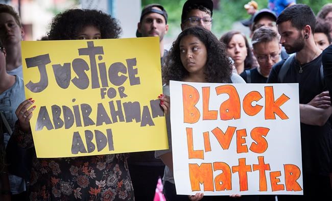 Montrealers protest, claiming police brutality in death of Ottawa man | iNFOnews.ca Montrealers protest, claiming police brutality in death of Ottawa man | iNFOnews.ca