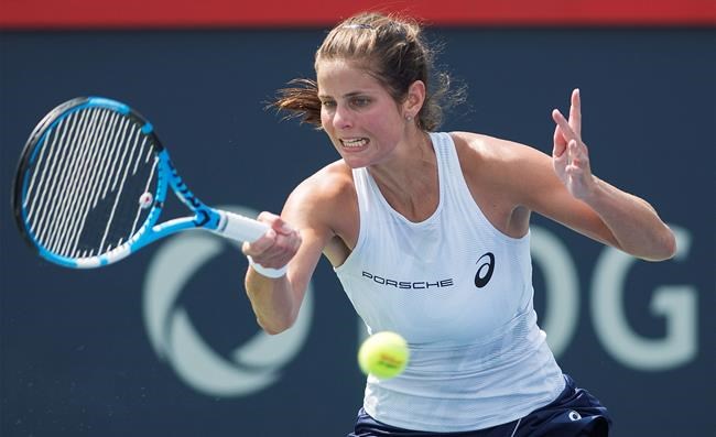 Venus Williams holds off challenge from teen Caroline Dolehide at Rogers Cup | iNFOnews.ca