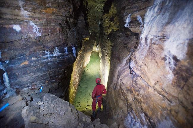 Vast network of ice-age caves discovered under Montreal's Saint-Leonard borough | iNFOnews.ca