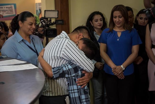 Tearful reunions for 9 separated kids back in Guatemala | iNFOnews.ca
