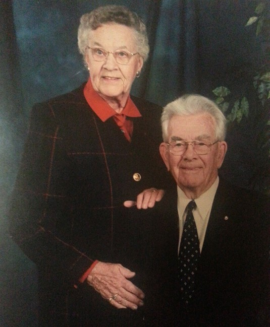 N.S. couple honoured for 80-year marriage: 'We're sticking together' | iNFOnews.ca N.S. couple honoured for 80-year marriage: 'We're sticking together' | iNFOnews.ca